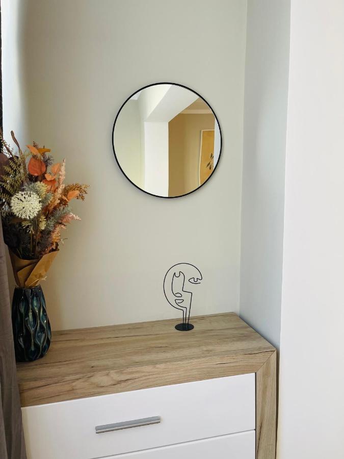 Hygge Place To Stay - Self Check In Nonstop 24H-Wifi レシツァ エクステリア 写真